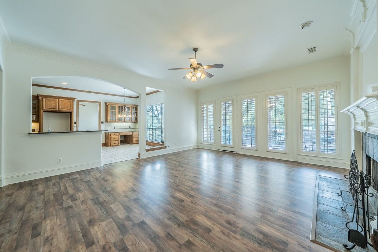 3201 Cedar Ridge Dr - Photo 6 of 38