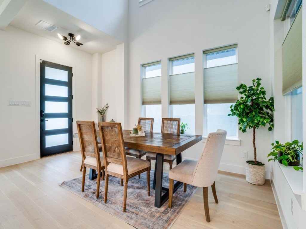 7404 Collin Mckinney Pkwy - Photo 3 of 40