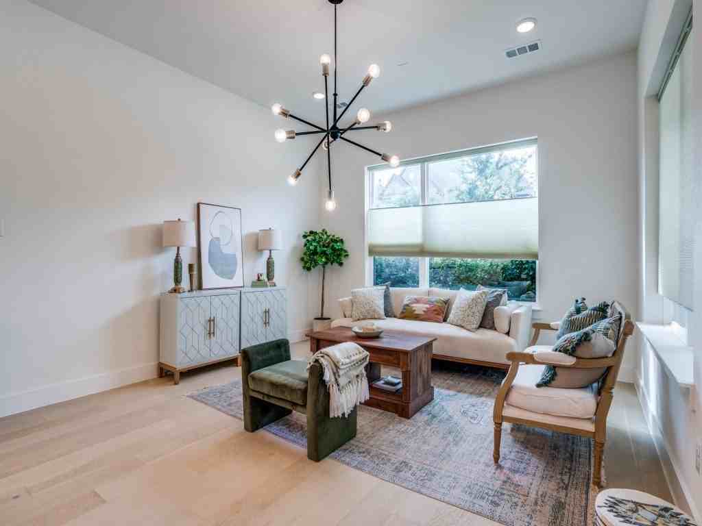 7404 Collin Mckinney Pkwy - Photo 5 of 40