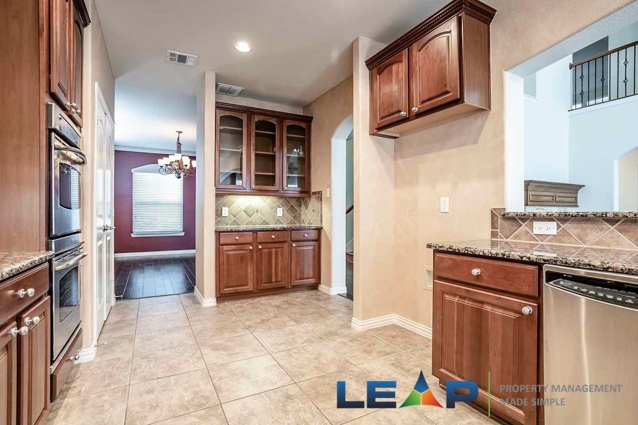 11178 Monarch Dr - Photo 7 of 27
