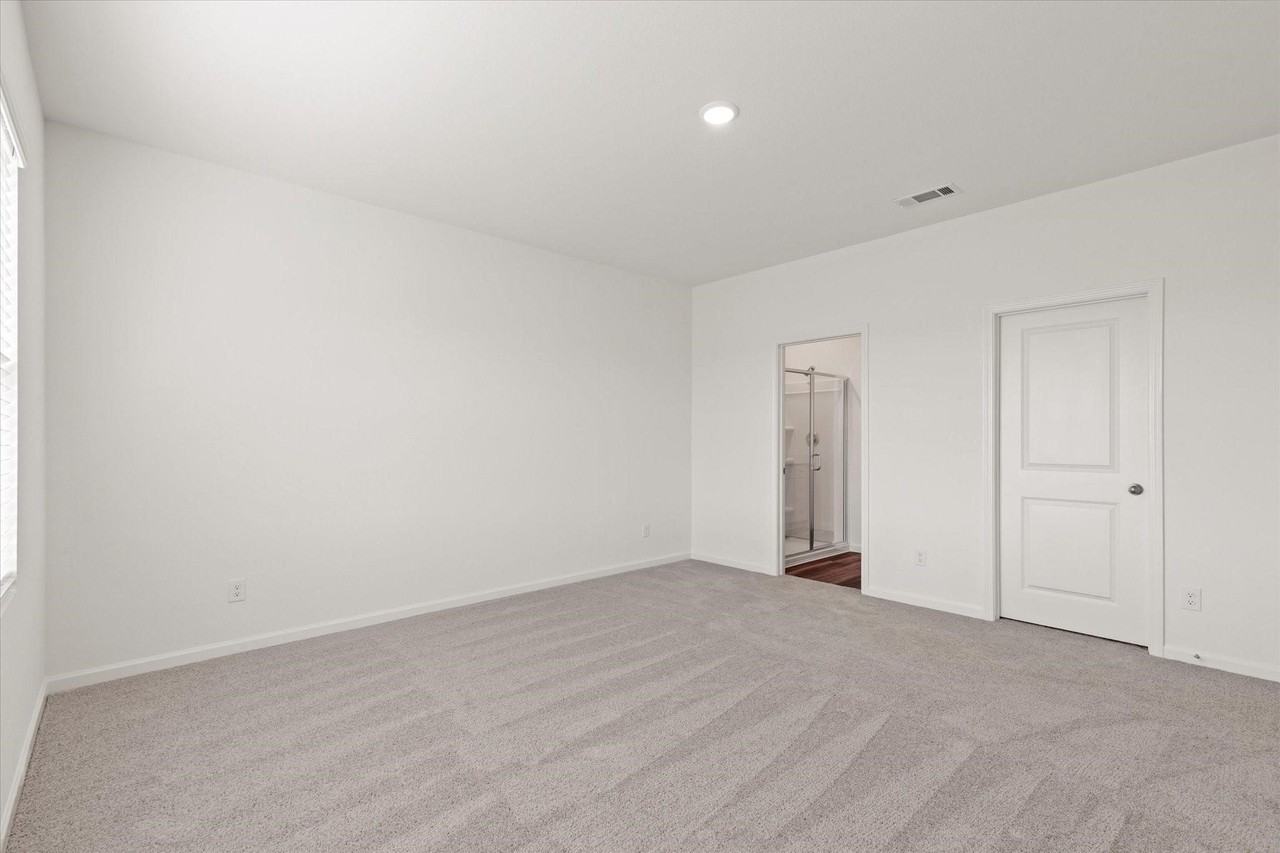 3208 Dillonwood St - Photo 7 of 15
