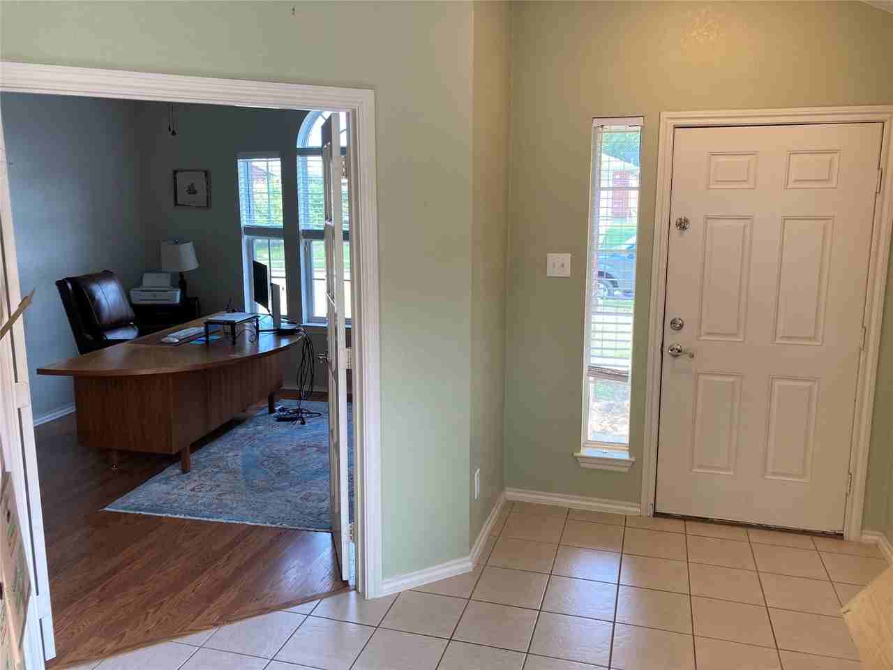 3114 Connor Ln - Photo 3 of 21
