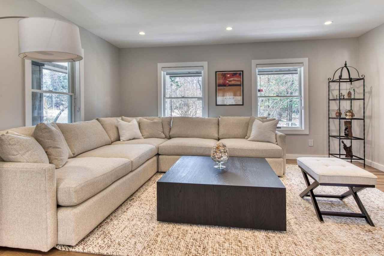 83 Hempstead St - Photo 3 of 15