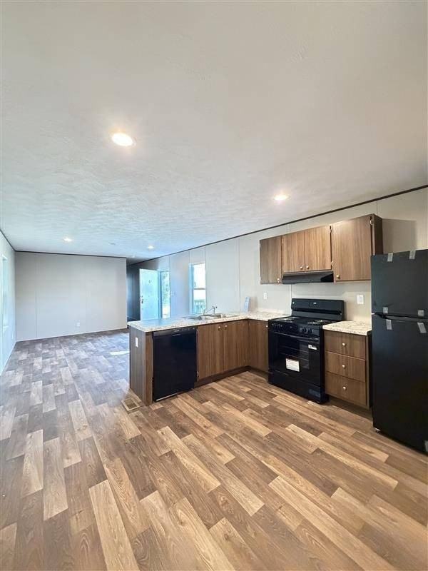 3 Oaklawn St - Photo 4 of 12
