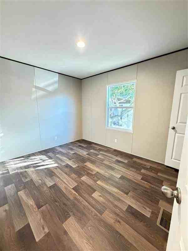 3 Oaklawn St - Photo 5 of 12