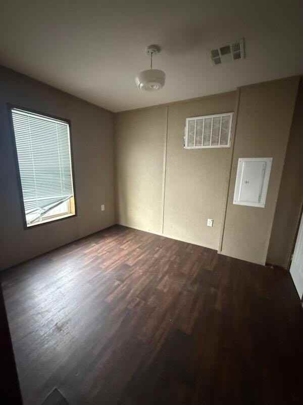 511 Wabash Ave - Photo 4 of 6