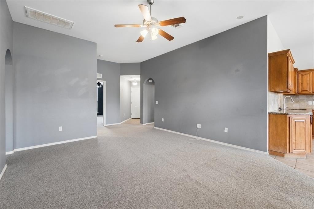 13305 Sw 4th St - Photo 5 of 39
