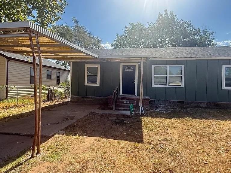 1804 Elm Dr