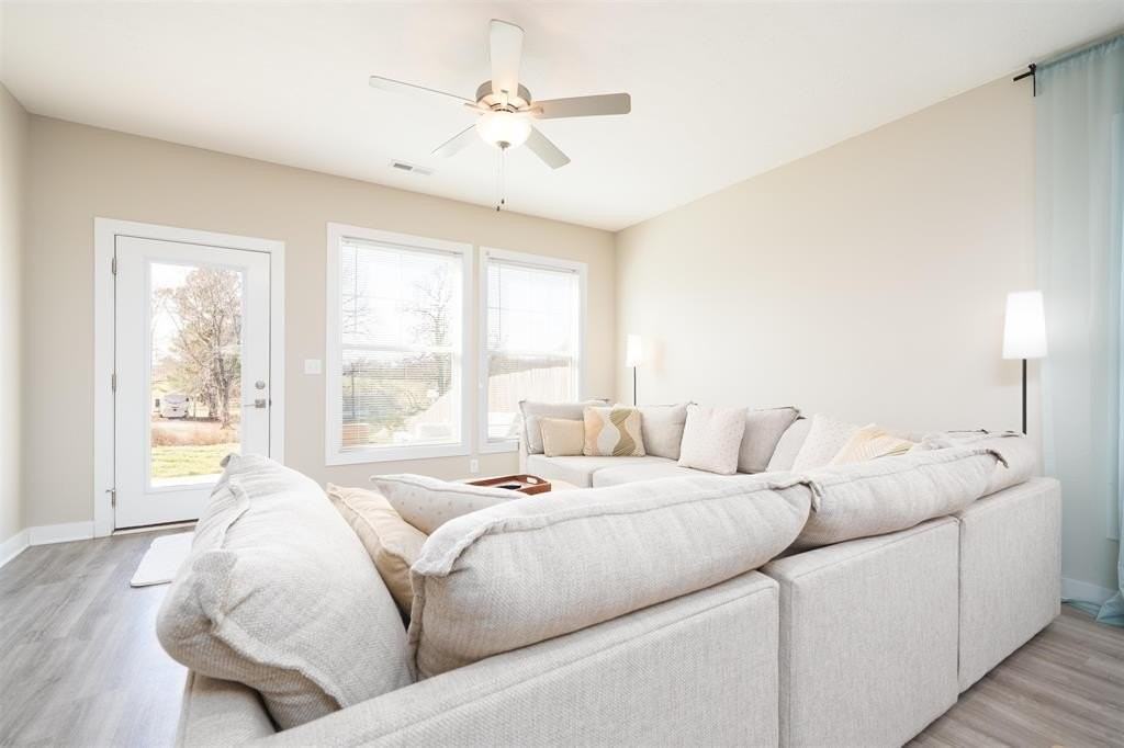 6553 Valley Brook Trce - Photo 5 of 17