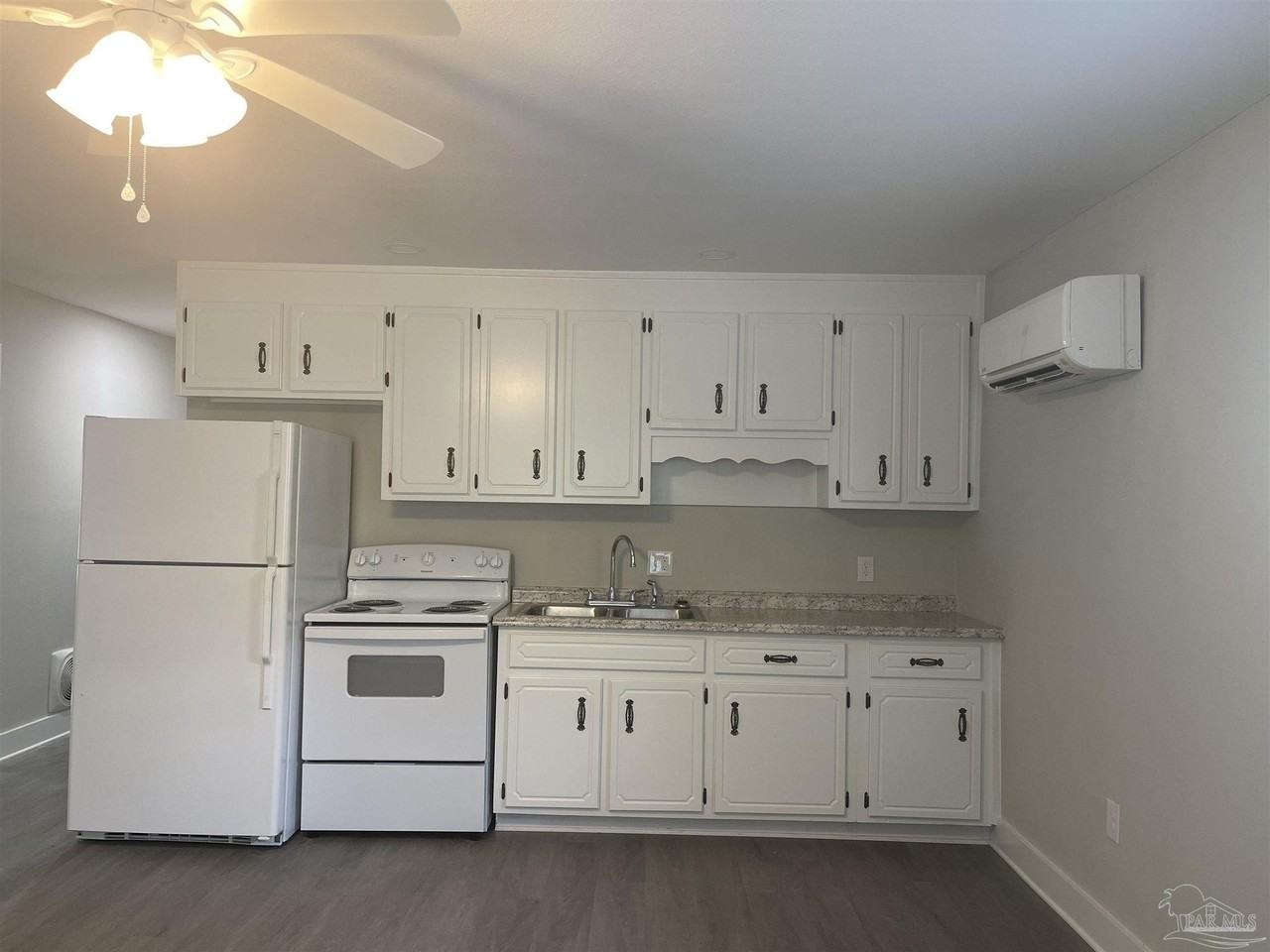 4021A Floridatown Rd - Photo 3 of 13