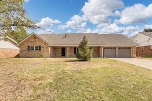 featured image of 2803 W Dengar Ave