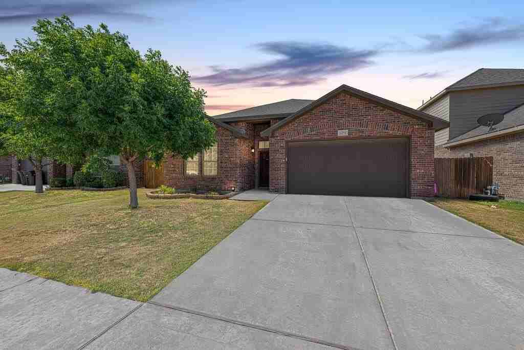 6701 Colony Rd - Photo 2 of 28