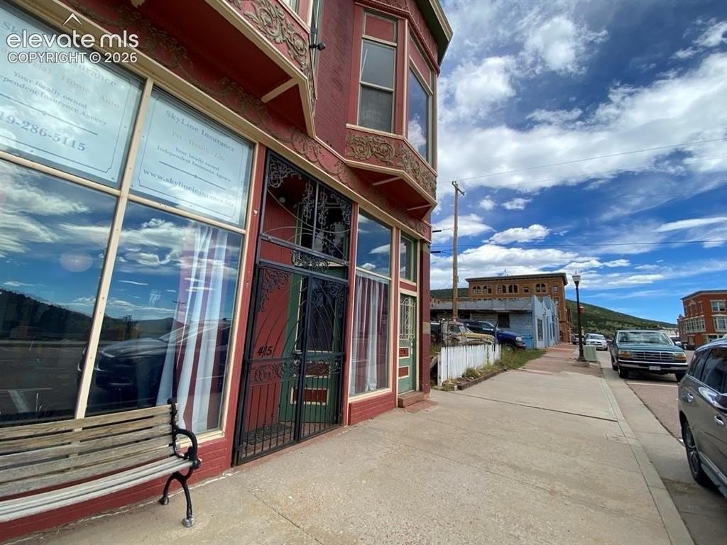 415 Victor Ave #C - Photo 2 of 11