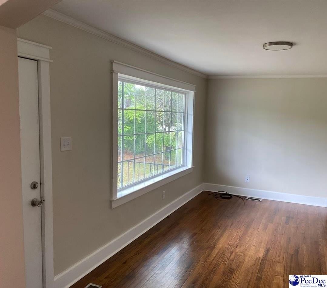 2503 S Vance Dr - Photo 2 of 12