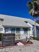 featured image of 634 Gulf Aire Dr