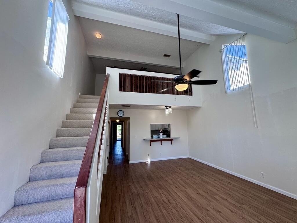 634 Gulf Aire Dr - Photo 2 of 21