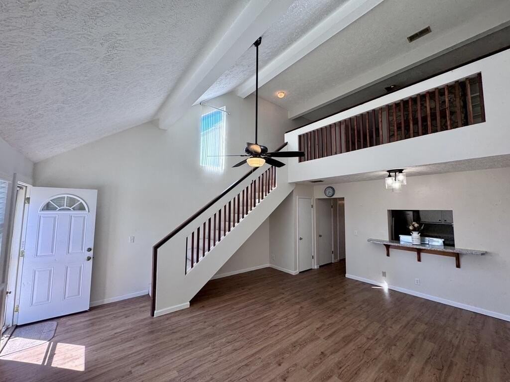 634 Gulf Aire Dr - Photo 3 of 21