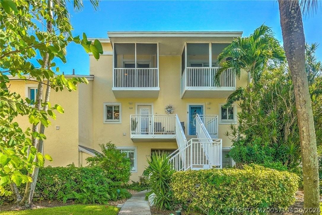 5600 Ne Gulfstream Way - Photo 4 of 50