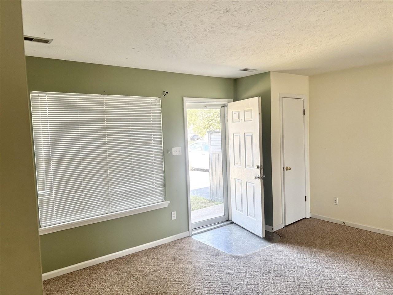 3204B Timbermill Ave - Photo 2 of 9
