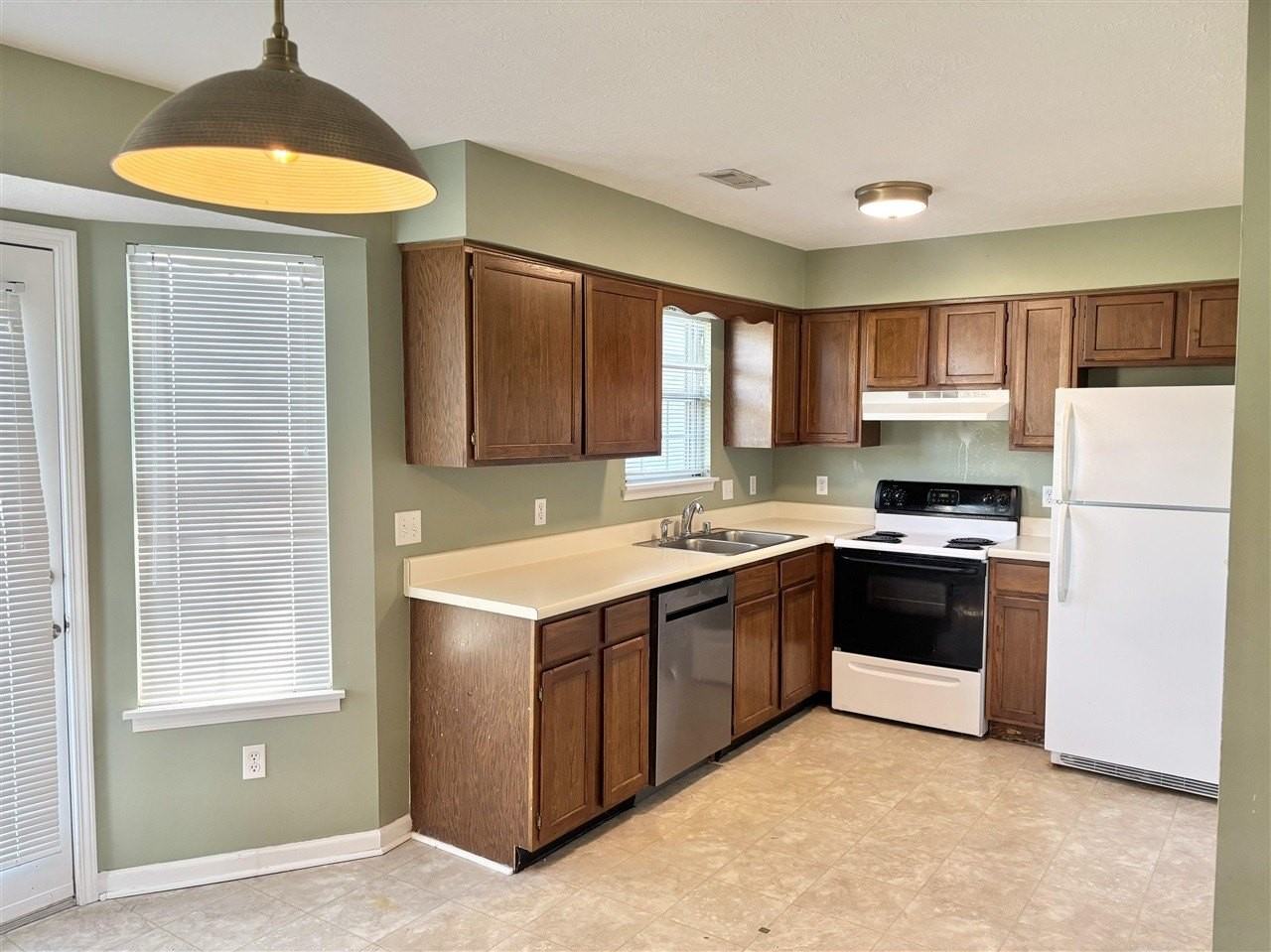 3204B Timbermill Ave - Photo 4 of 9