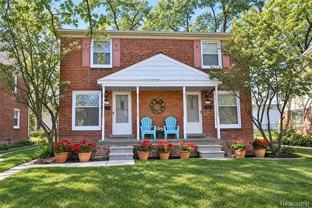 1515 W Farnum Ave - Photo 1 of 1