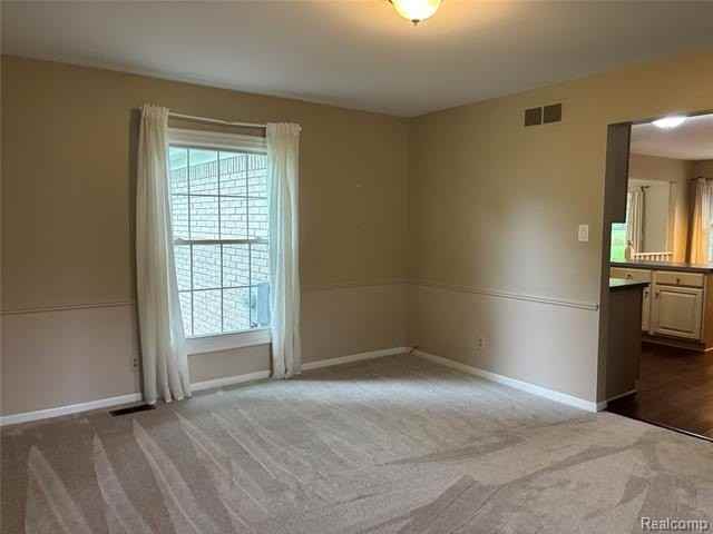 41686 Sutters Ln - Photo 6 of 30