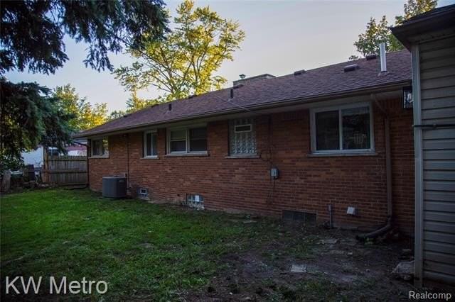 14984 Archdale St - Photo 3 of 24