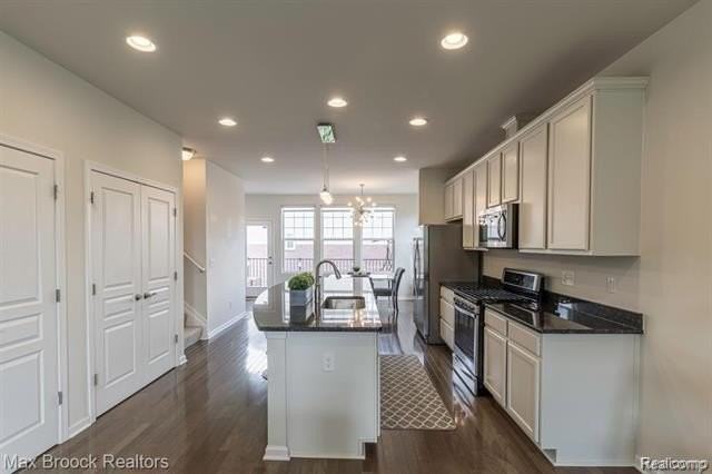 333 Glenhurst Blvd #9 - Photo 6 of 14