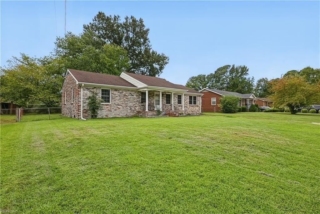 4821 Orleans Dr - Photo 2 of 28