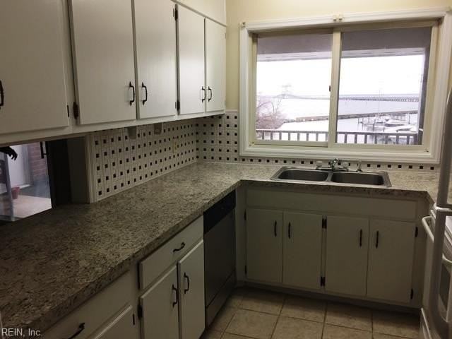 100 75th St #E - Photo 2 of 19