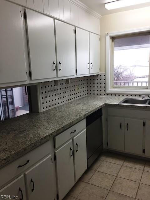 100 75th St #E - Photo 7 of 19