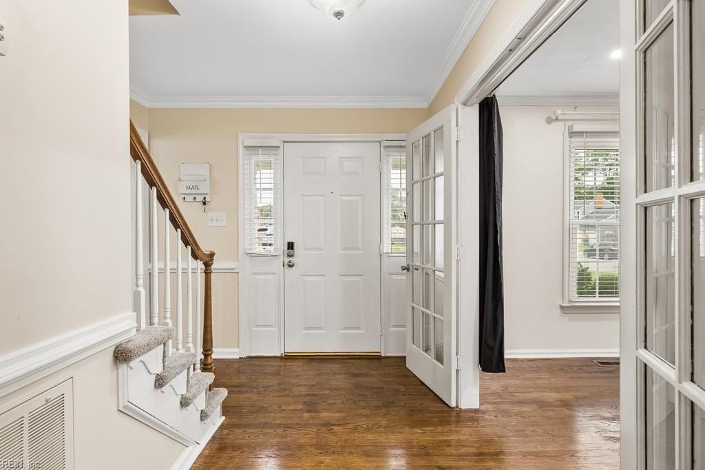 1400 Leominster Ct - Photo 5 of 39