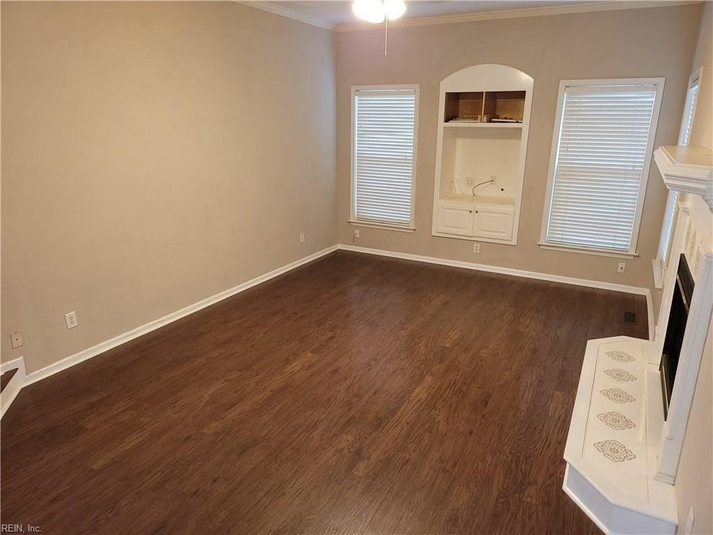 6209 Oakengate Dr - Photo 7 of 28