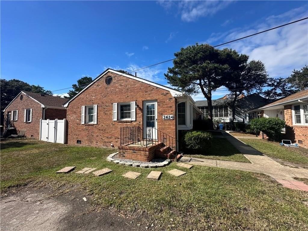 2624 Shore Dr #A - Photo 3 of 20