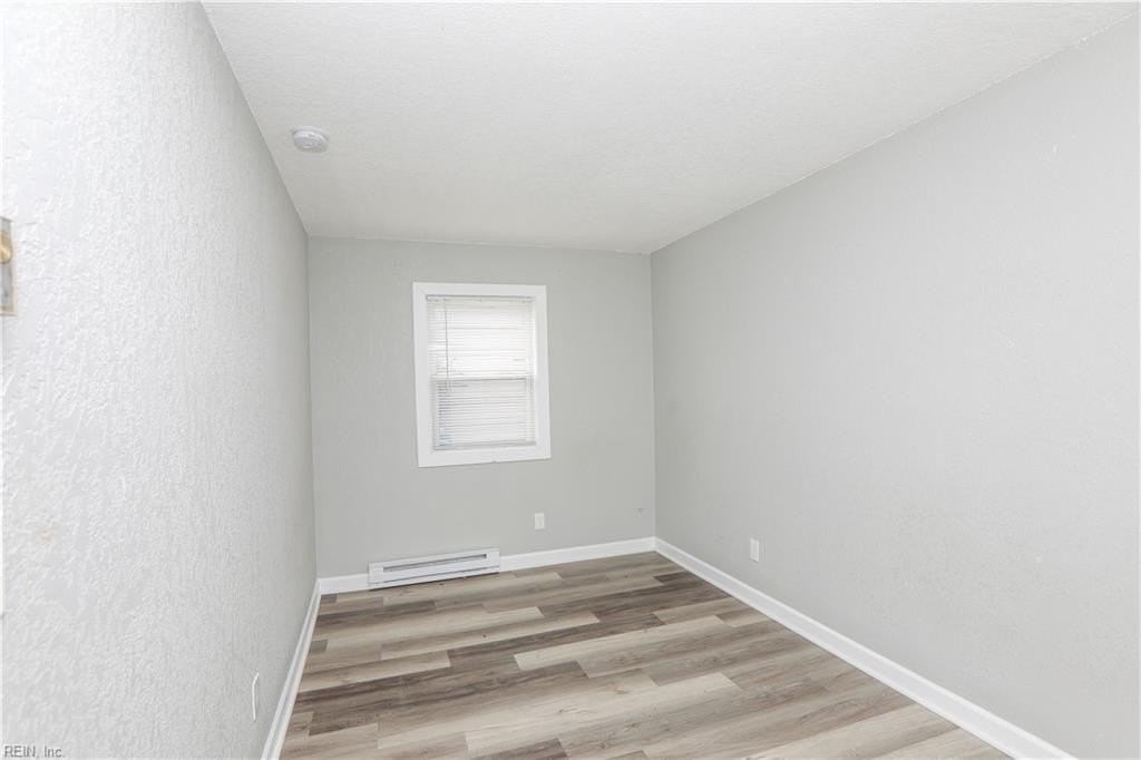 1419 Goff St #D - Photo 3 of 6