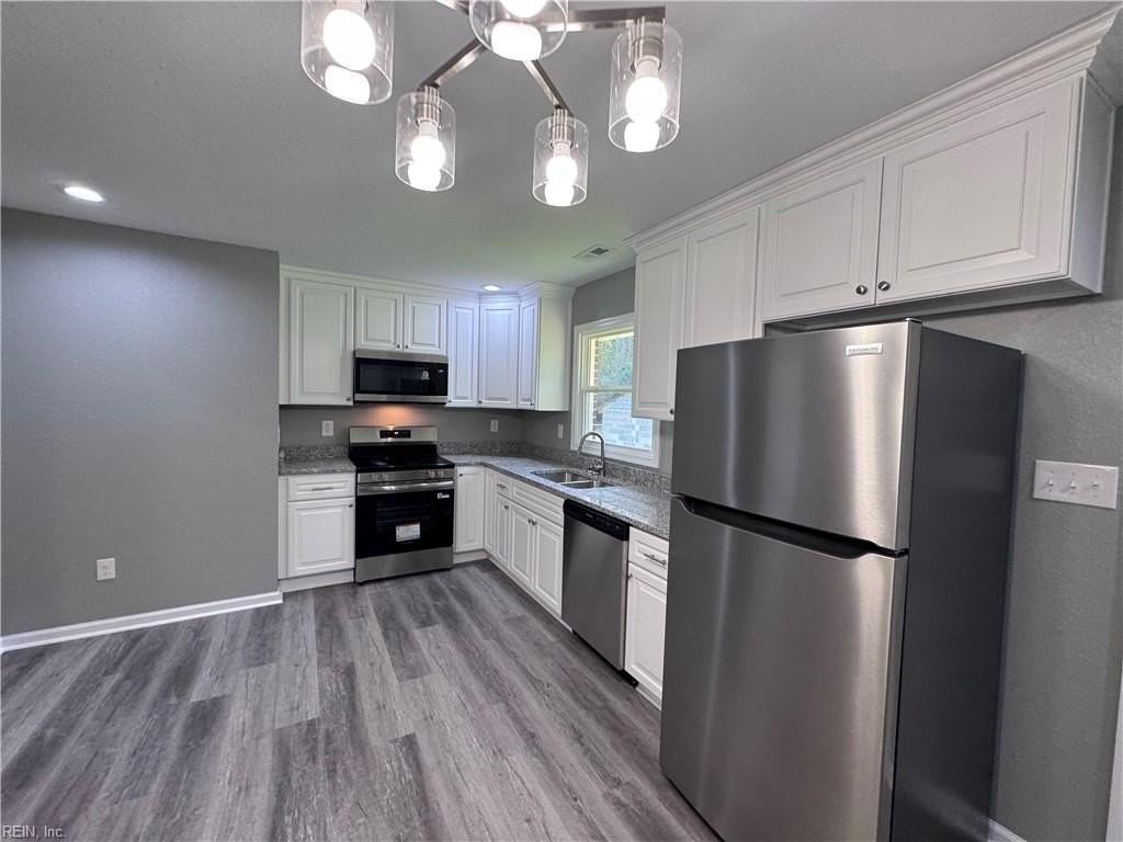 1917 Nansemond Pkwy - Photo 2 of 26