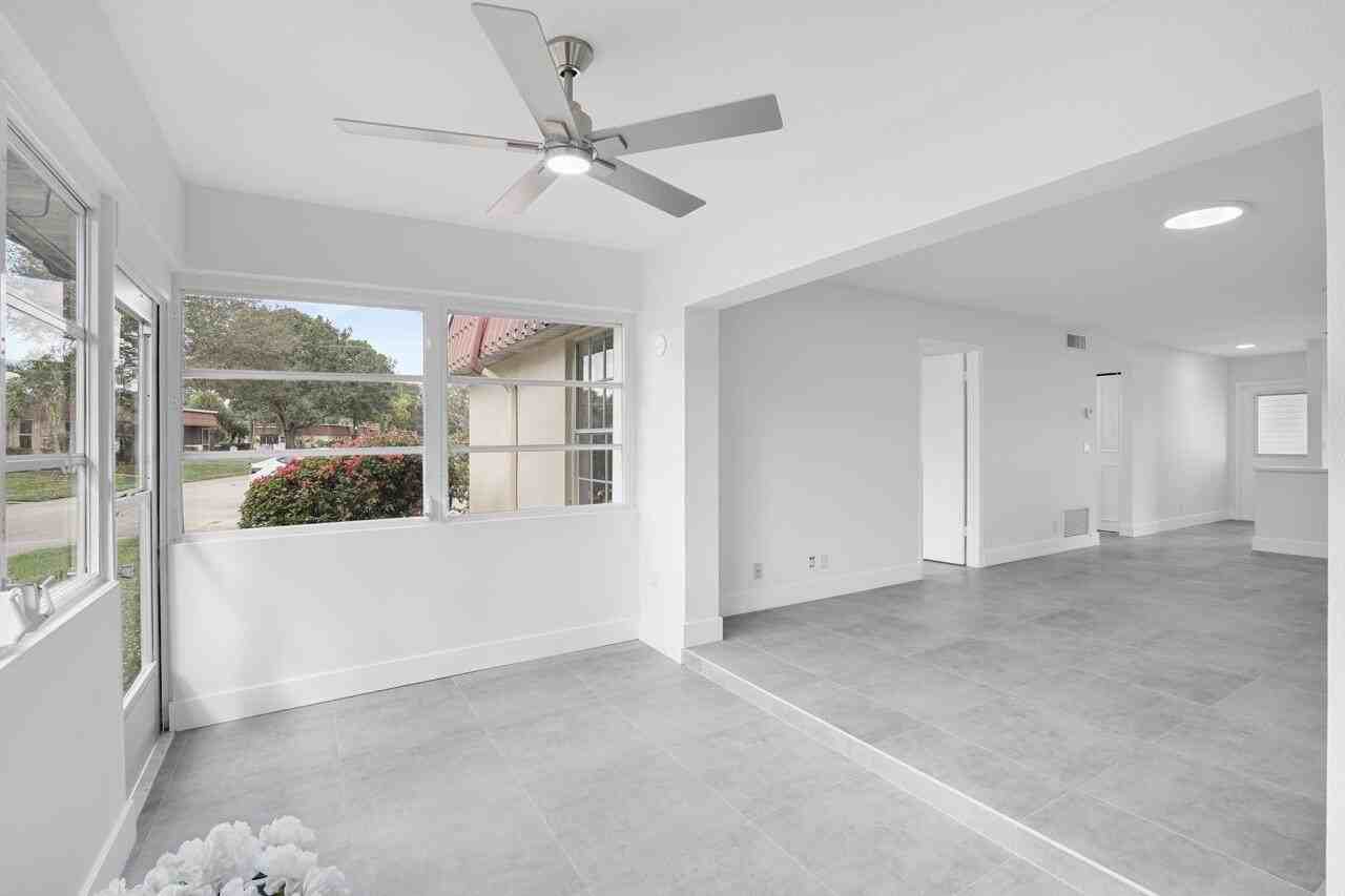 737 Nantucket Cir #B - Photo 5 of 29