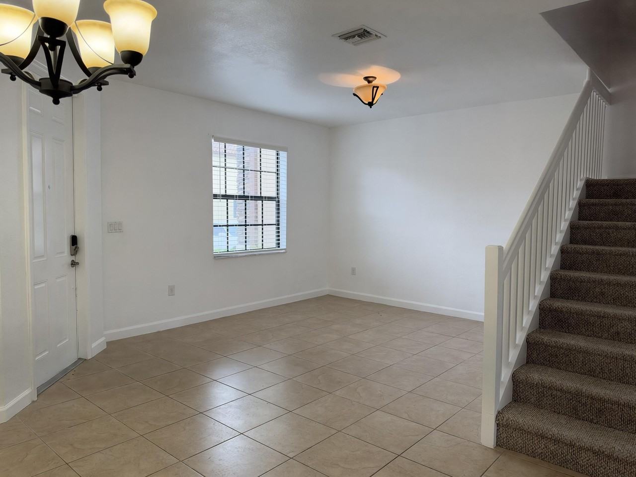 601 Se 32nd Ter - Photo 6 of 43