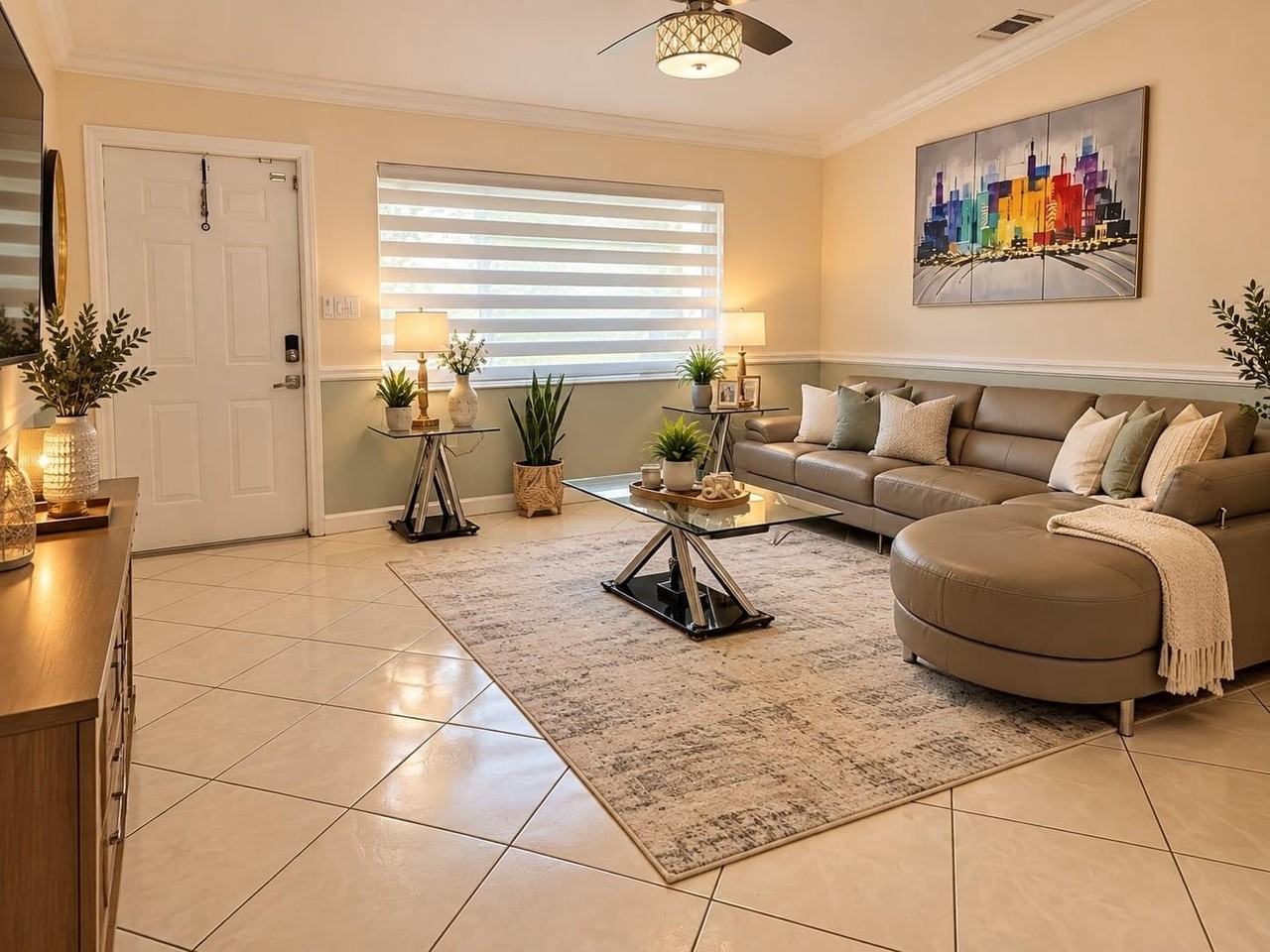 1433 Sw 49th Ave - Photo 4 of 18