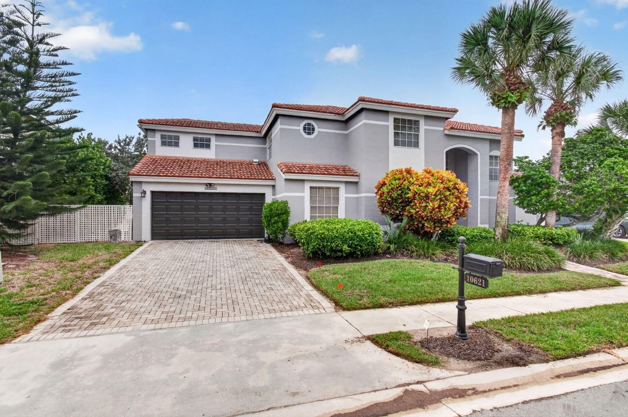 10621 Wheelhouse Cir - Photo 2 of 50