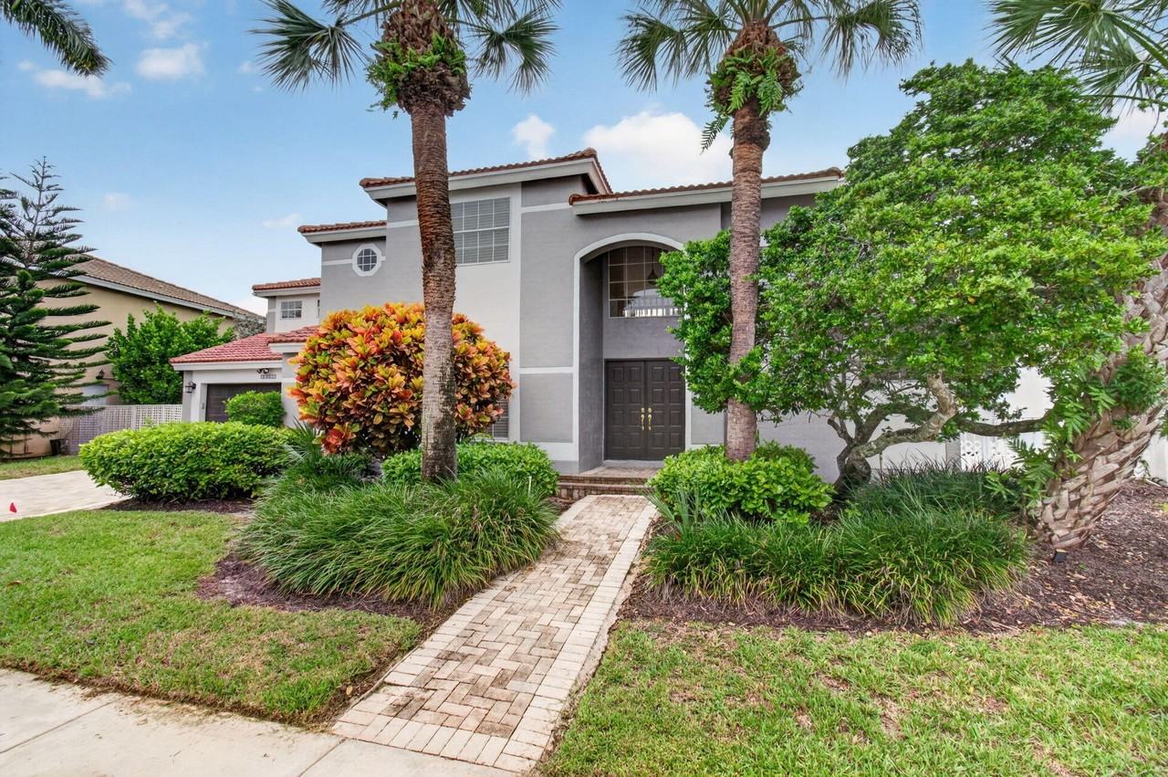 10621 Wheelhouse Cir - Photo 3 of 50