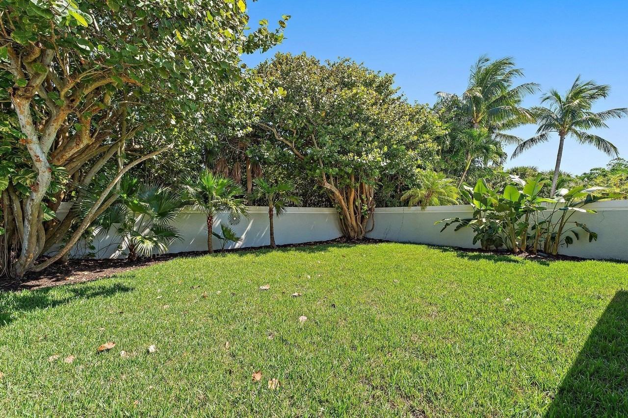 139 Sand Pine Dr - Photo 4 of 50