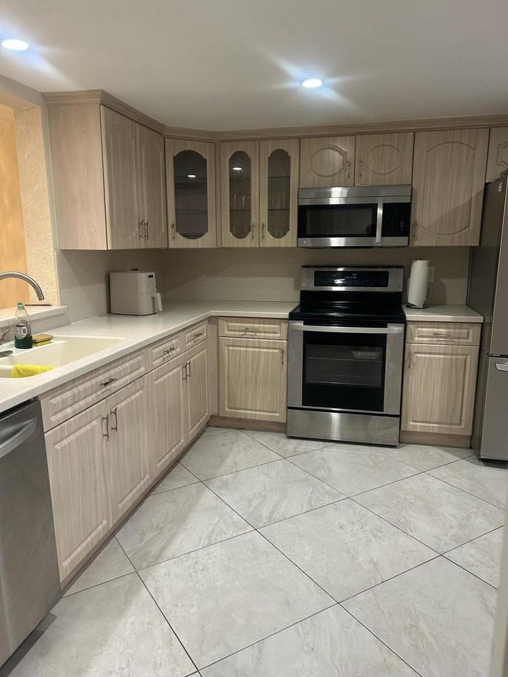 291 S Hollybrook Dr #308 - Photo 2 of 22