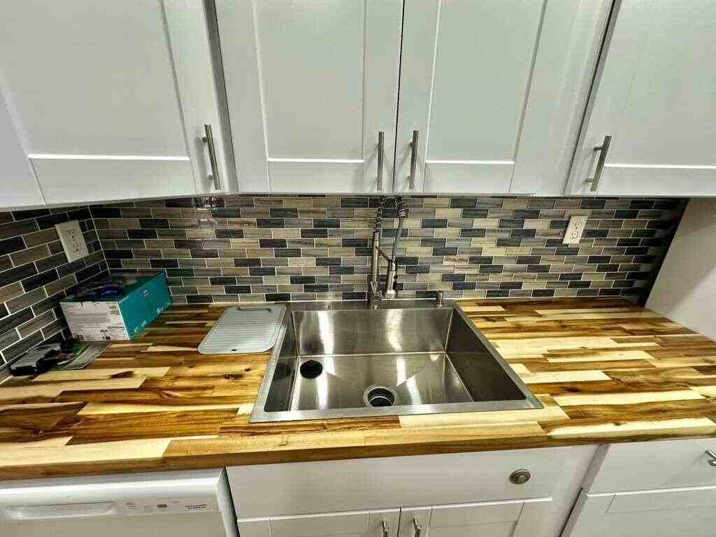 1201 Lake Victoria Dr #P - Photo 6 of 23