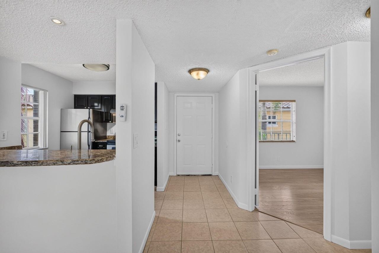 1120 Lake Shore Dr #204 - Photo 3 of 48