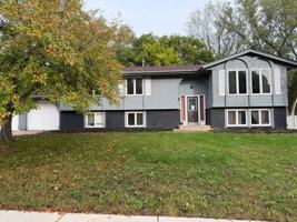featured image of 121 Chaparral Dr
