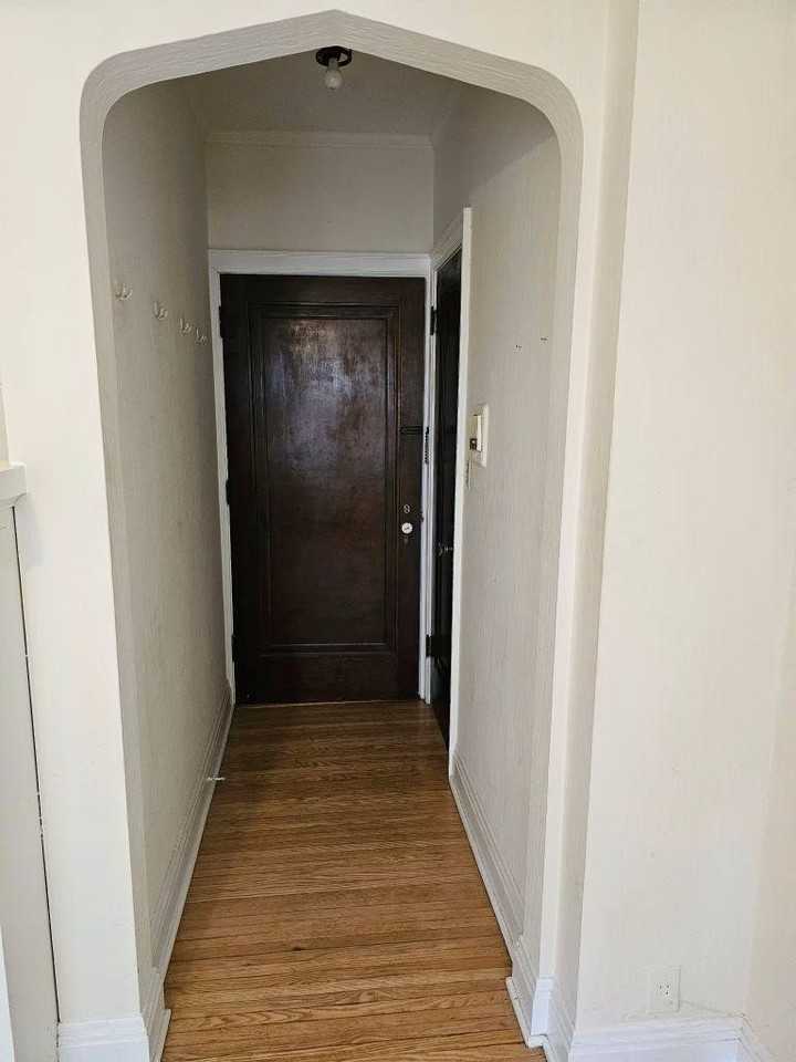 3117 Colfax Ave S - Photo 5 of 8