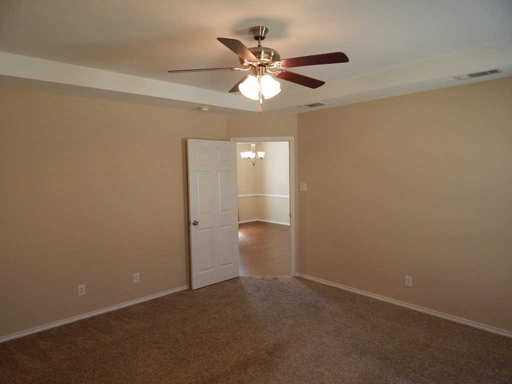 4342 Rimrock Cir - Photo 2 of 6