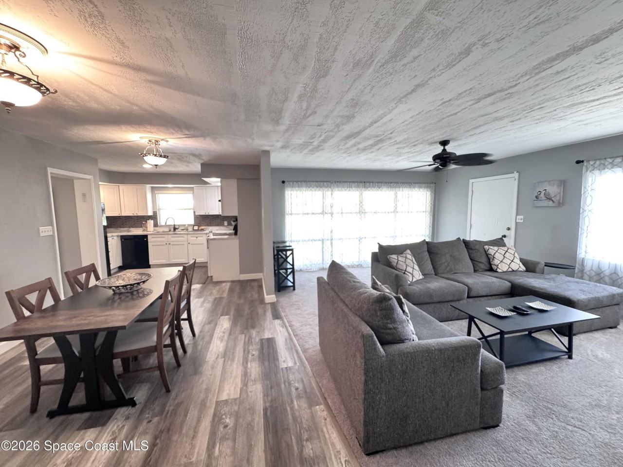 111 S Indian Cir - Photo 6 of 30