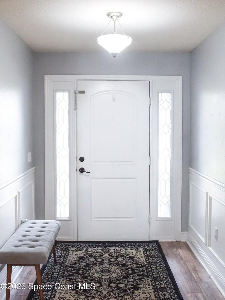 1466 Alaqua Way - Photo 3 of 28